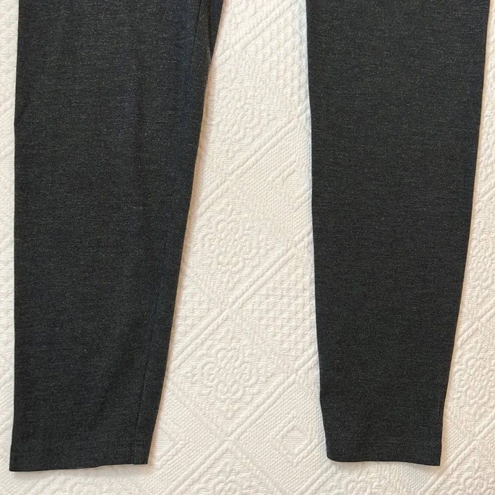 💥💥Grey Leggings Sz Medium - Picture 4 of 7